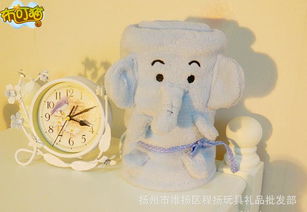 廠家直銷精美日單多功能抱枕被 卡通設(shè)計、兒童毛毯優(yōu)選